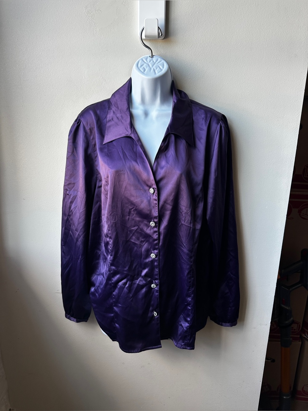 Susan Graver Style Purple Satin Rhinestone Jew Button Blouse Top Size L